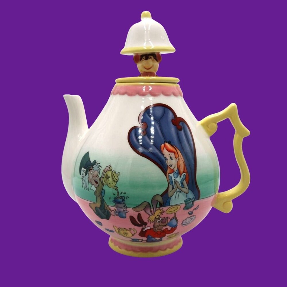 Disney's Alice In Wonderland Teapot.  NWT.  Gorgeous, Whimsical and Vibrant